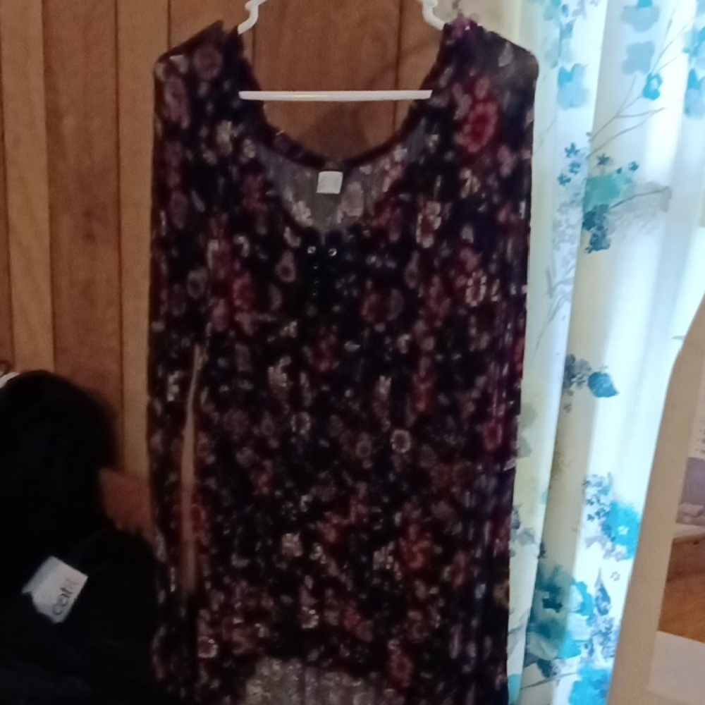Floral Cotton Blouse With Elegant Slightly Flared Sleeves